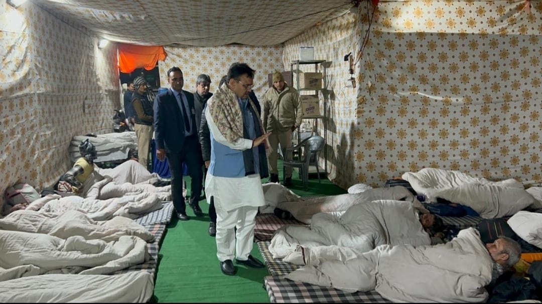 आधी रात के बाद मुख्यमंत्री भजनलाल शर्मा निकले औचक निरीक्षण पर आधी रात के बाद मुख्यमंत्री भजनलाल शर्मा निकले औचक निरीक्षण पर