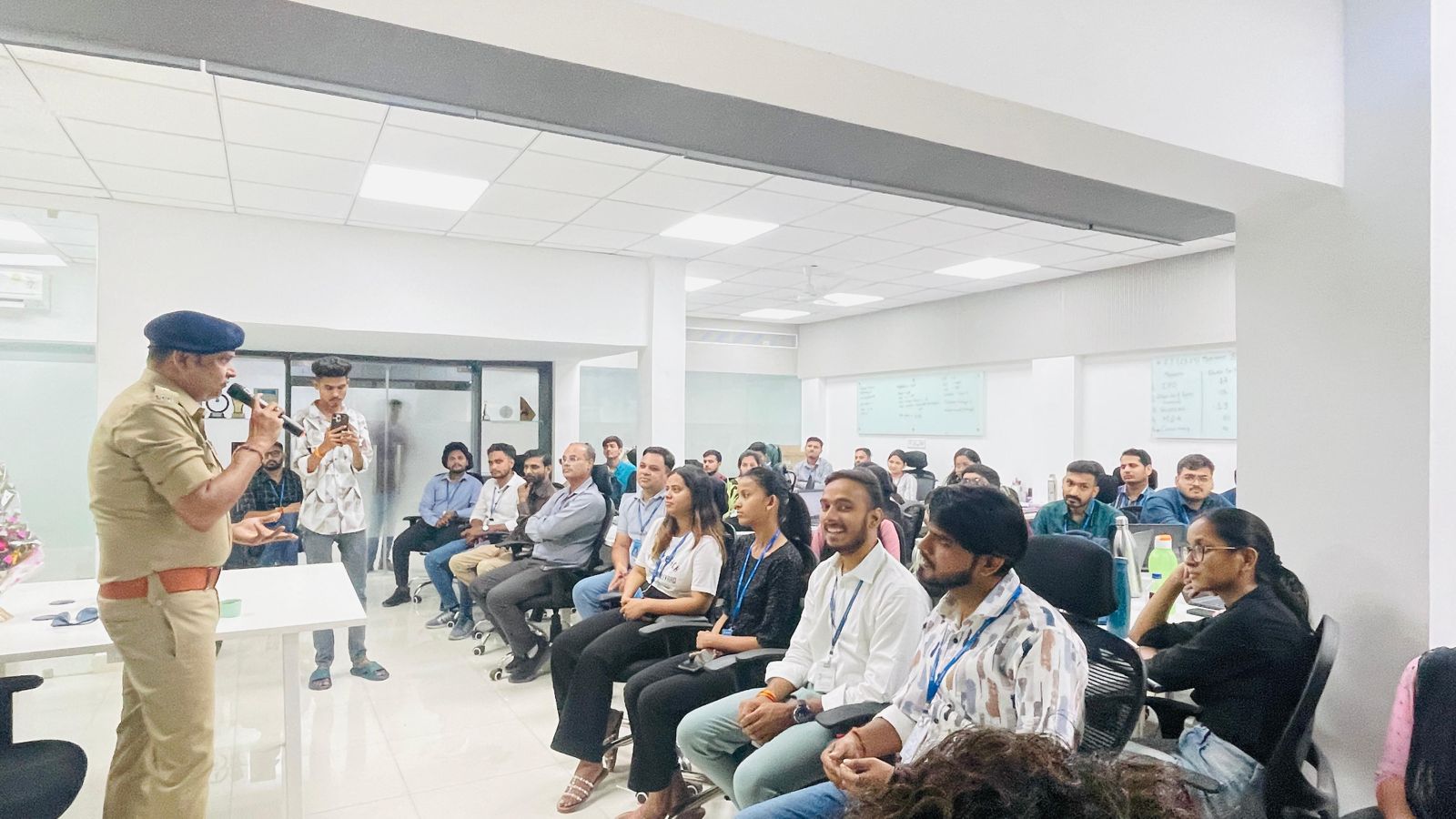 साइबर क्राइम और इनसे अपनी डिजिटल लाइफ को सुरक्षित रखने का ज्ञान।