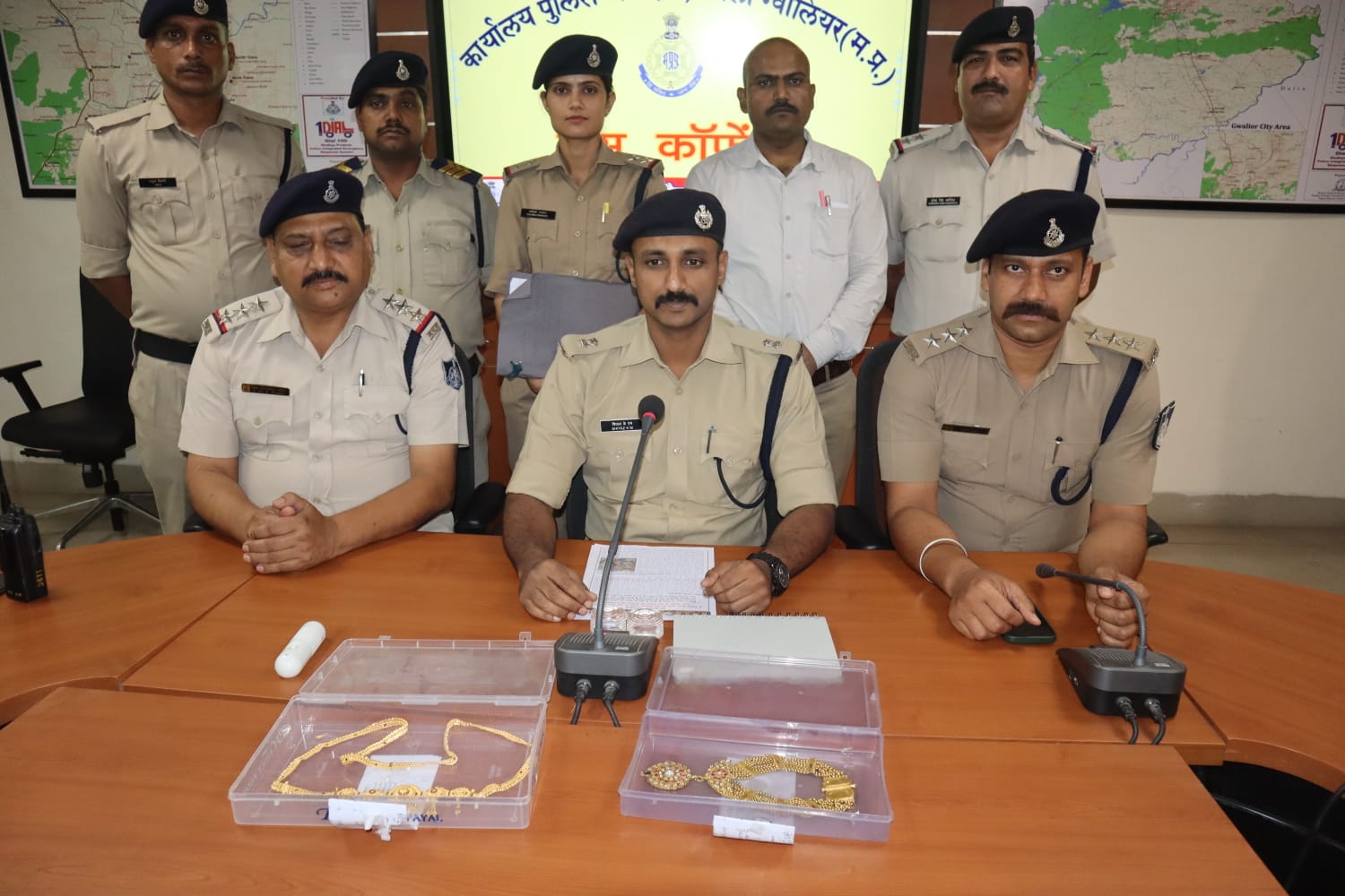 थाना हजीरा पुलिस कप्तान शिव मंगल सिंह सेंगर की कार्यवाही।