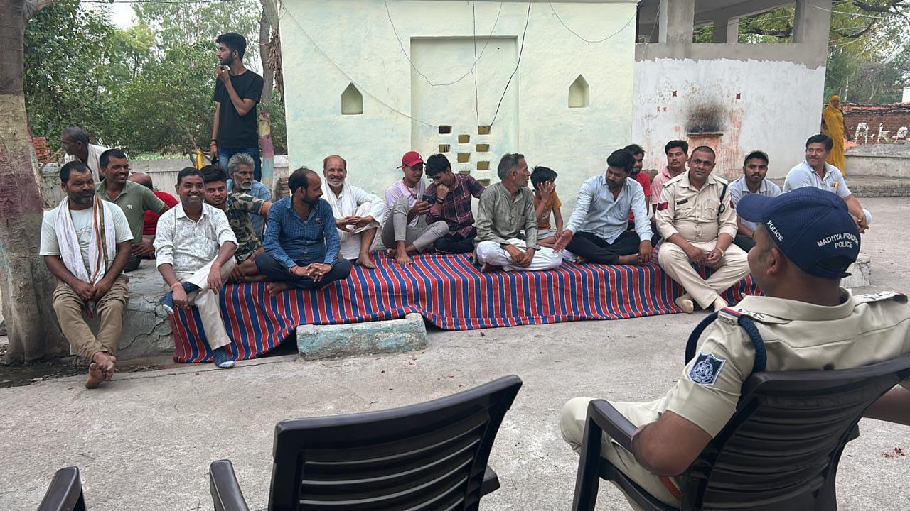 थाना चिरूला पुलिस द्वारा ग्राम चिरूला में शिविर।
