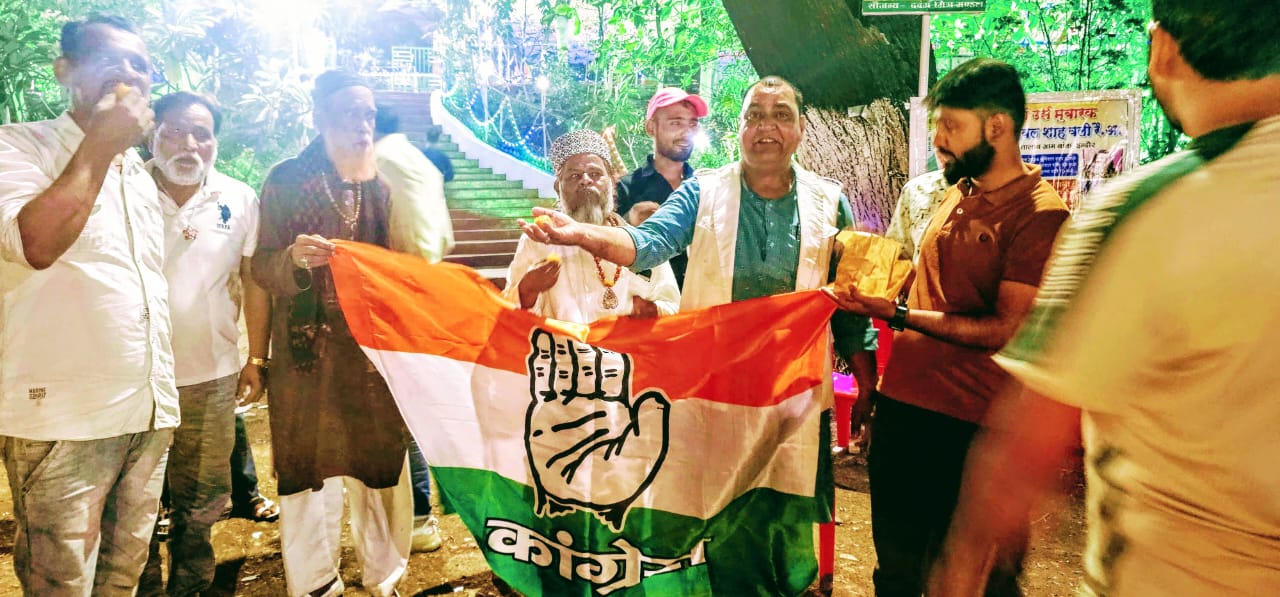 नफरत पर मोहब्बत की जीत का जश्न मनाया।