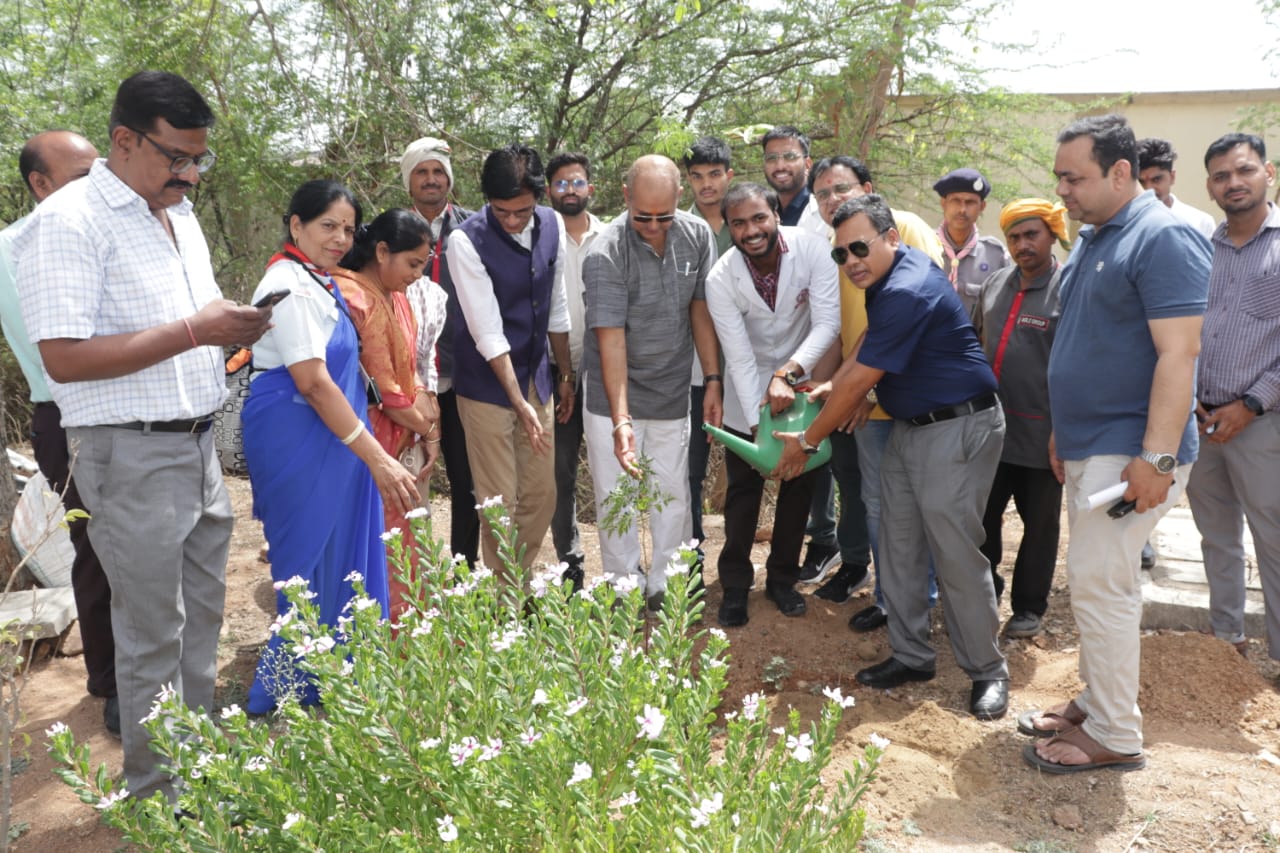 विश्व पर्यावरण दिवस पर चिकित्सा महाविद्यालय में परिचर्चा संपन्न।