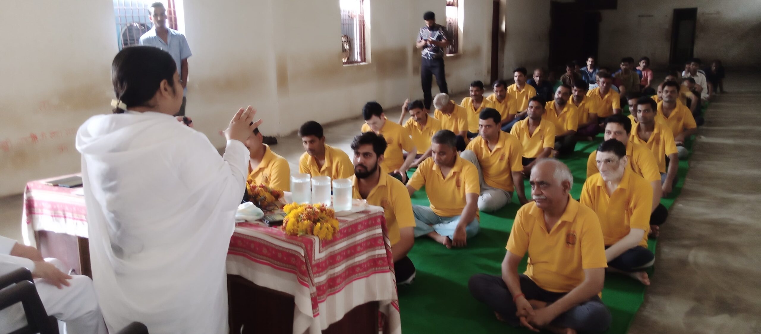 बीड़ी, सिगरेट और शराब, मानव जीवन करता खराब – डॉ सुरेश कुमार शर्मा