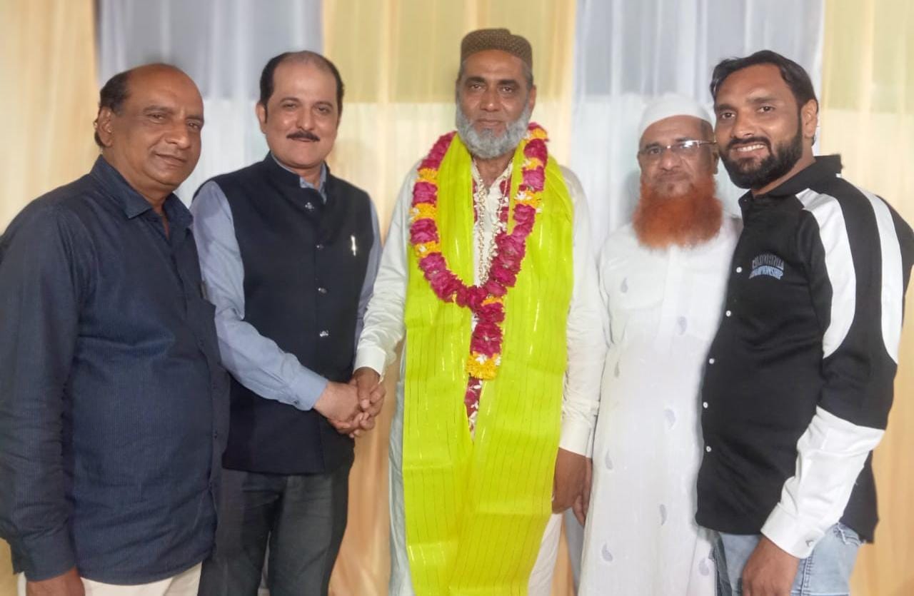 लोहारपट्टी में हाजियों का हार्दिक स्वागत किया।