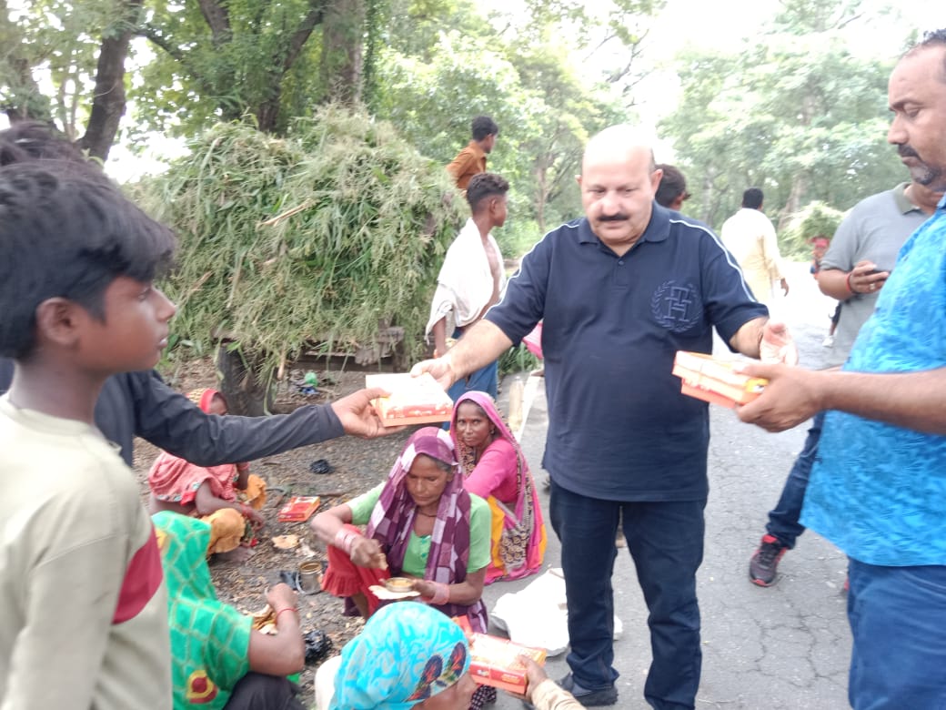 विधायक रोमी साहनी बोले… चिंता मत करिए सरकार आपके साथ, जिनके मकान गिरे उन्हें मिलेगा आवास।