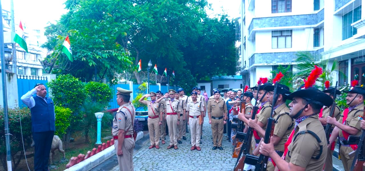 78वां स्वतंत्रता दिवस, नई दिल्ली स्थित उत्तराखण्ड सदन में धूमधाम से मनाया गया।