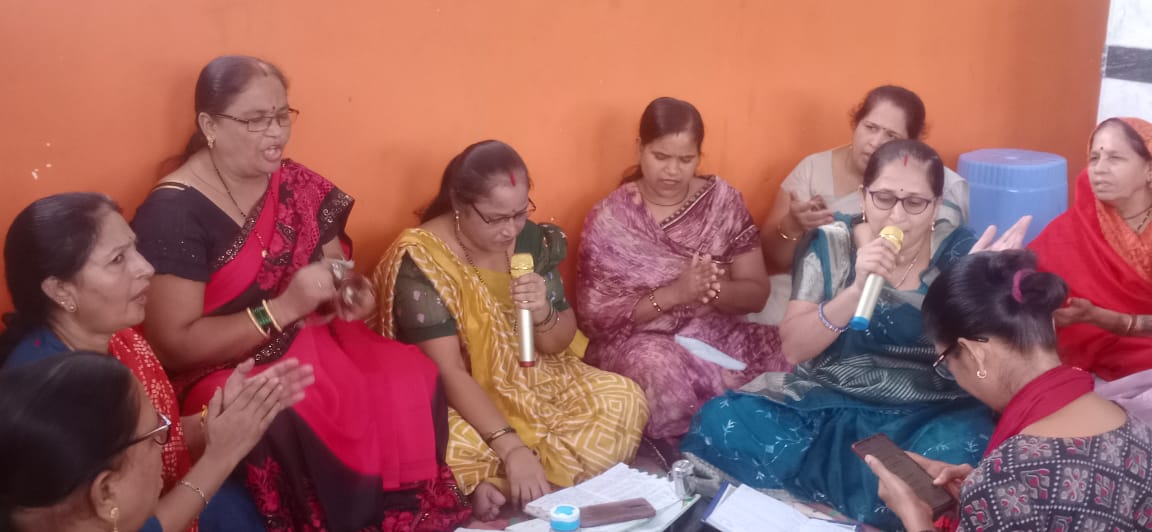 मेघनगर पशुपतिनाथ मंदिर पर भजन संध्या का भव्य आयोजन संपन्न।