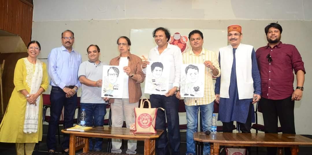 इंदौर के पहले फिल्म स्कूल के उद्घाटन के लिए पधारीं जानी मानी हस्तियां।