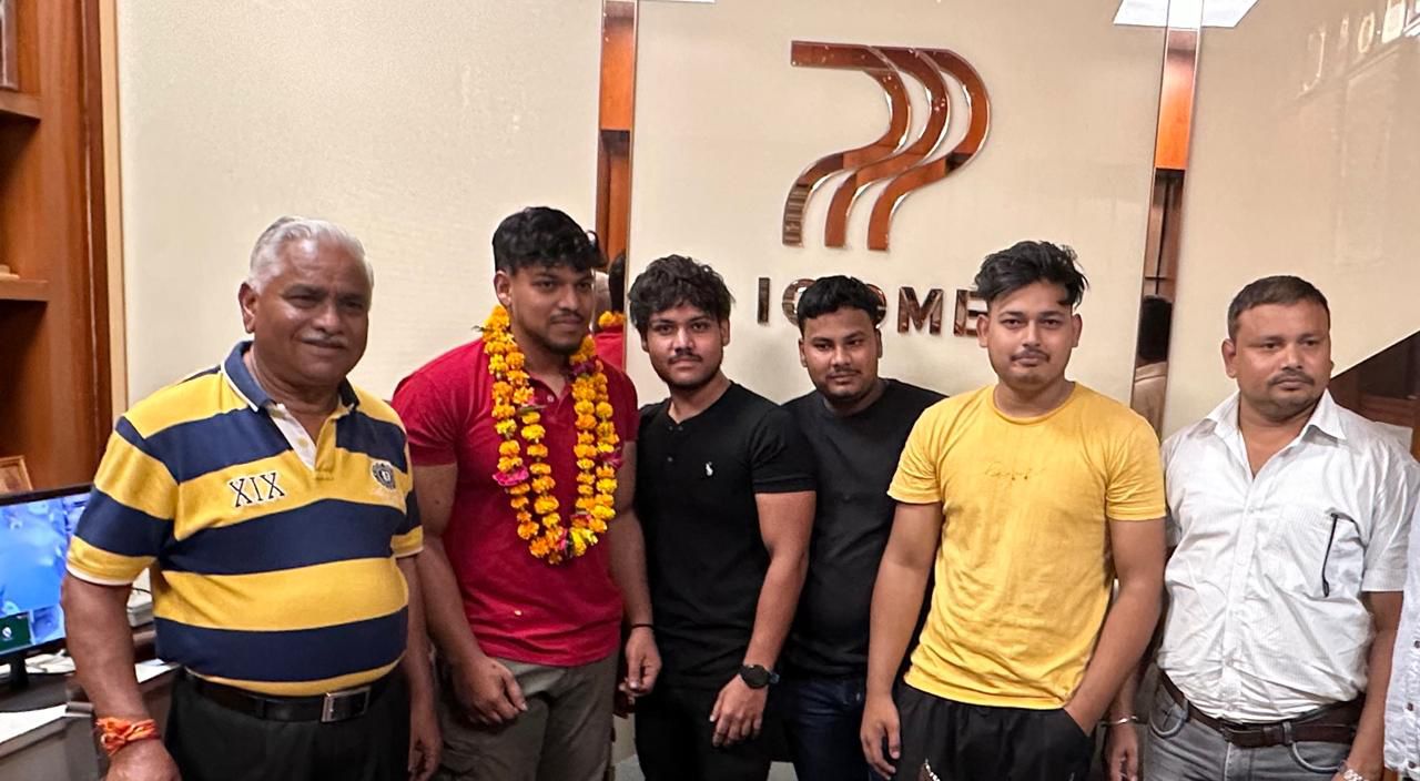 ग्वालियर के सचिन ने दुनियाभर में बिखेरा आर्म्स रेसलिंग का जलवा 20 लाख से ज्यादा लोग सचिन के सब्सक्राइबर्स।