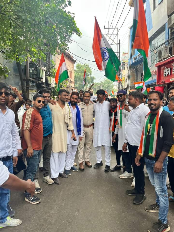15 अगस्त के उपलक्ष में स्वतंत्रता दिवस ग्वालियर में मुस्लिम समाज के नौजवानों ने तिरंगा यात्रा (बाइक रैली) निकाली।